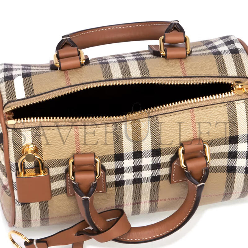 Bv*b*rry mini check bowling bag 80713571 (18.5*12*11cm)